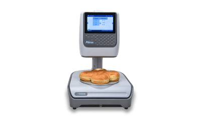 Measuring baked goods with the Aeros colorimeter