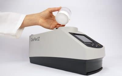 Colour measurement of powdered fertilizers with the ColorFlex EZ