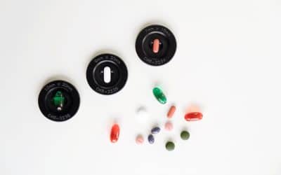 Colour determination of tablets and capsules with HunterLab spectrophotometers