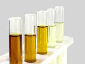 Apha color number determination of liquids.